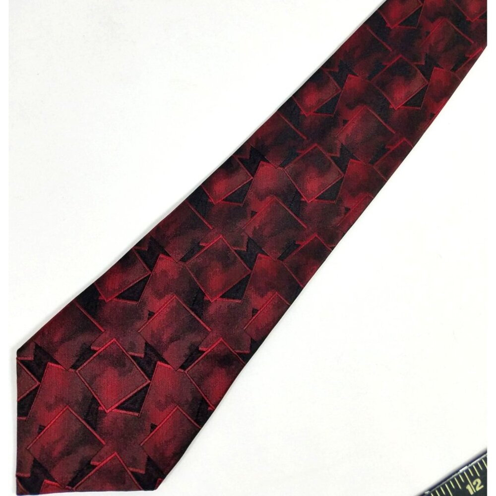 Murano Mens Tie Italia Silk Tie Red Black Geometric Design 58" Long Made in USA